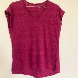 Loft Linen V-Neck Shirt in Small